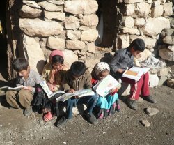 دانش آموزی که به معلمش درس عملی ایثار داد